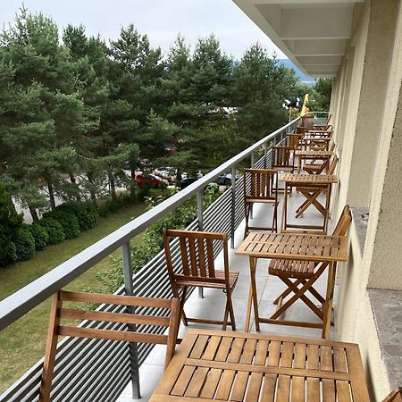 Bed & Breakfast Hotel Perla Нове-Место-над-Вагом Екстер'єр фото
